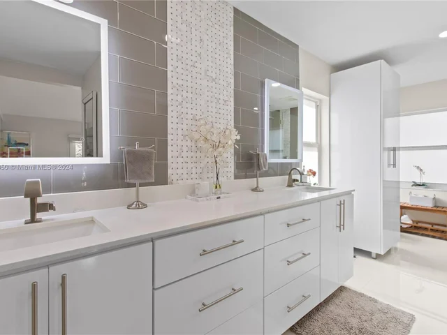 3700 SW 149th Ter, Miramar FL 33027