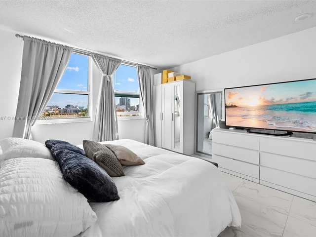 90 Alton Rd # 707, Miami Beach FL 33139