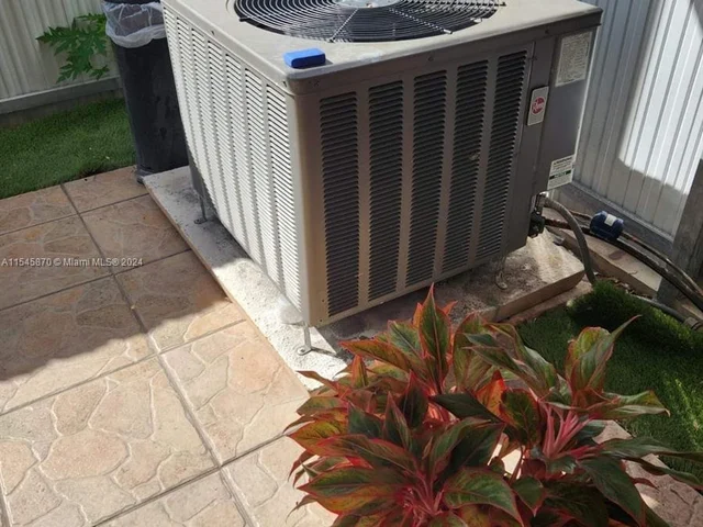 9344 NW 121st Ter, Hialeah Gardens FL 33018