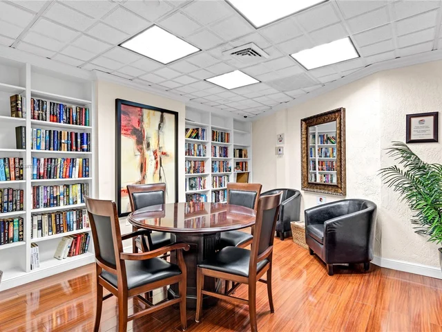 3530 Mystic Pointe Dr # 309, Aventura FL 33180