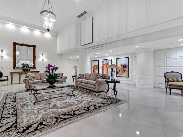 3530 Mystic Pointe Dr # 309, Aventura FL 33180