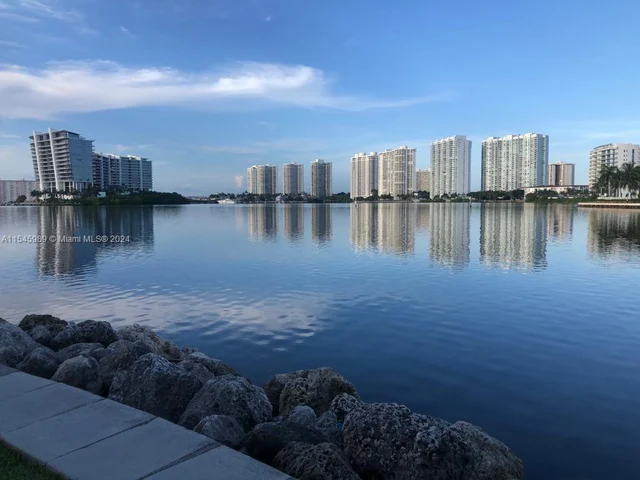 3530 Mystic Pointe Dr # 1212, Aventura FL 33180