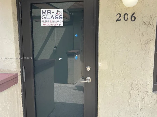 475 NW 210th St # 206, Miami FL 33169