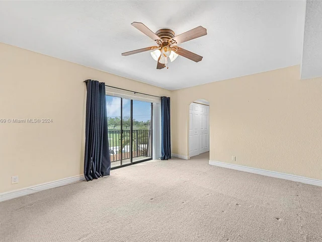 2600 Garden Ct, Cooper City FL 33026