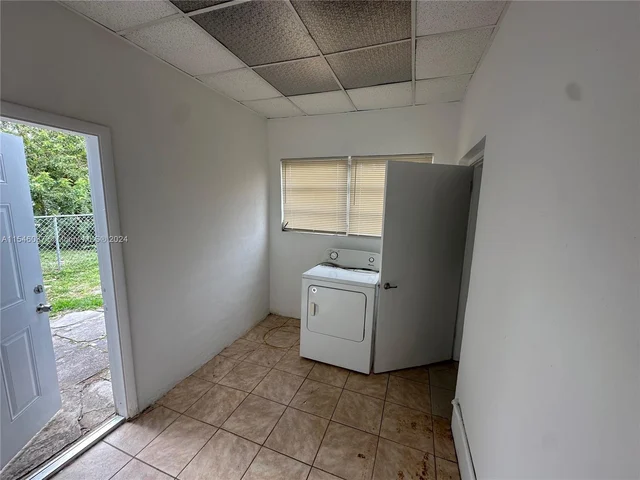 5510 SW 32nd St # 1, Pembroke Park FL 33023