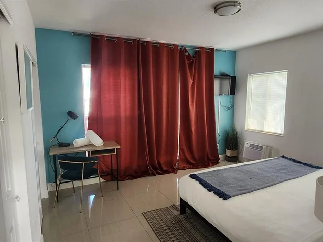 9850 E Bay Harbor Dr # 7A, Bay Harbor Islands FL 33154