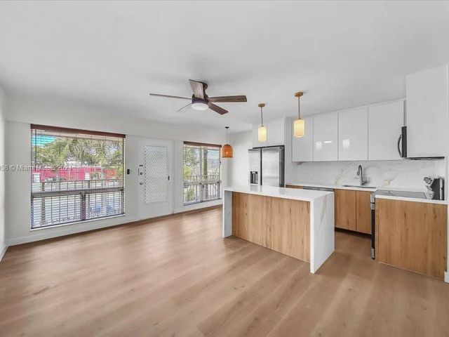 2716 NE 30th Pl # 209C, Fort Lauderdale FL 33306