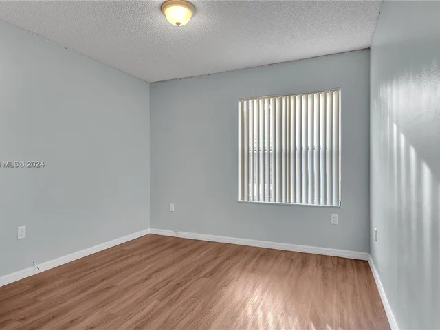 19113 NW 23rd Ct, Pembroke Pines FL 33029