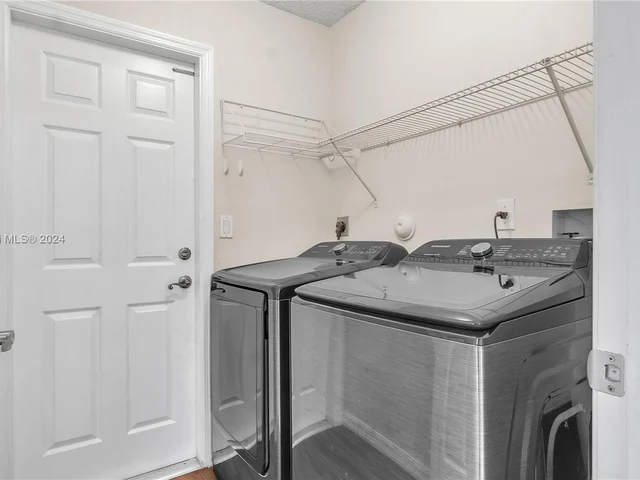 19113 NW 23rd Ct, Pembroke Pines FL 33029