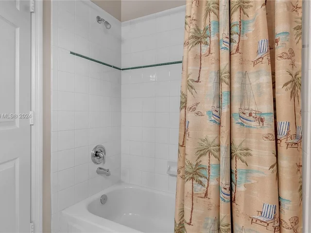 19113 NW 23rd Ct, Pembroke Pines FL 33029