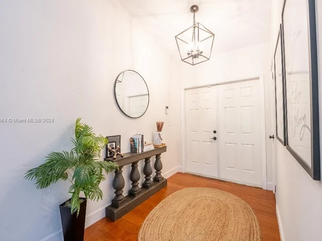 395 NW 89th Ln, Coral Springs FL 33071