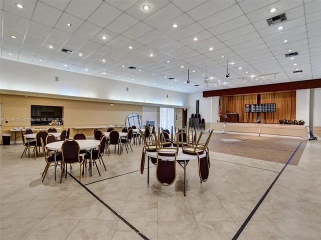 1045 Country Club Dr # 308, Margate FL 33063