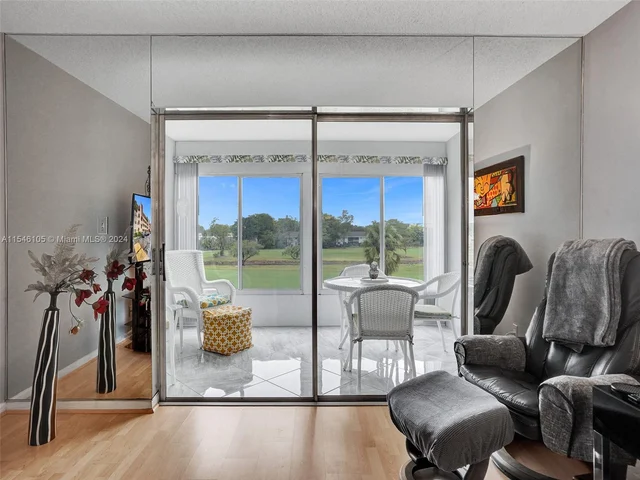 1045 Country Club Dr # 308, Margate FL 33063