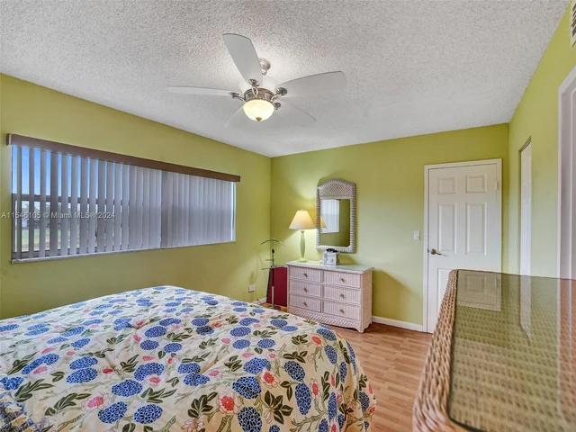 1045 Country Club Dr # 308, Margate FL 33063