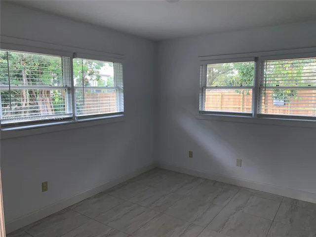 11091 SW 28th Ct, Davie FL 33328