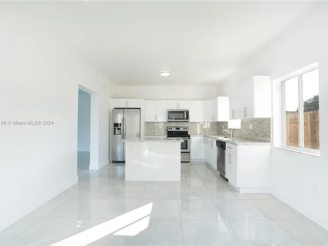 23004 SW 107th Pl # 23004, Miami FL 33170