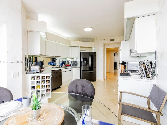 3801 NE 207th St # 504, Aventura FL 33180