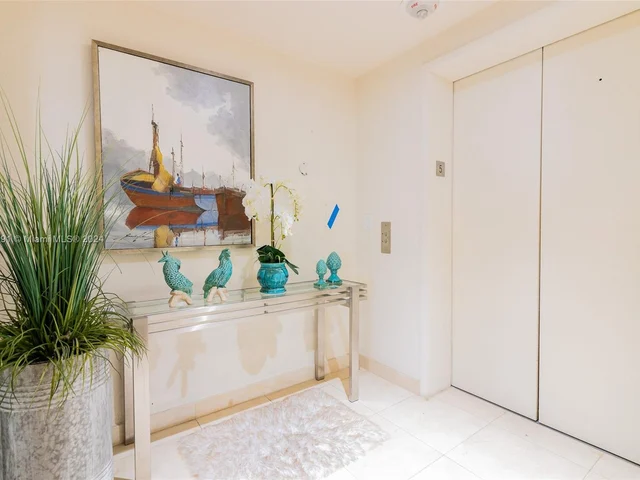 3801 NE 207th St # 504, Aventura FL 33180