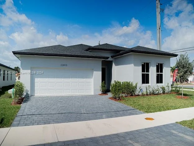 22595 SW 125 AVE, Miami FL 33170