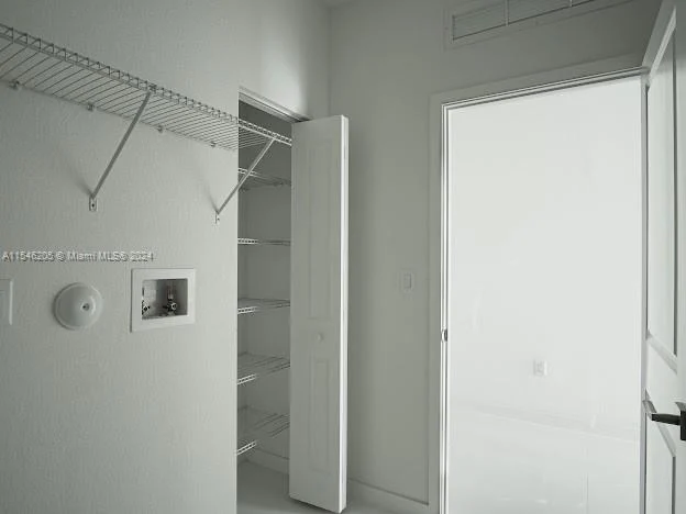 22595 SW 125 AVE, Miami FL 33170