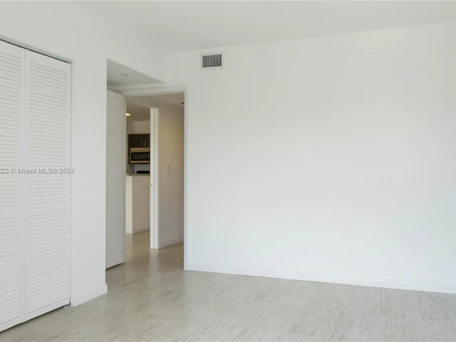 1801 SW 32nd Ave # 602, Miami FL 33145