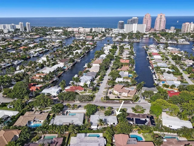 2441 Bayview Dr, Fort Lauderdale FL 33305