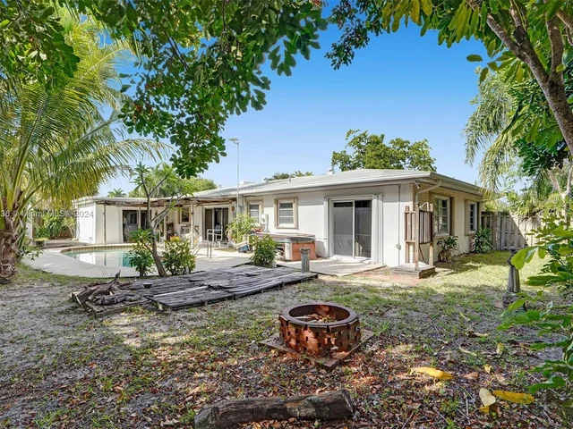 2441 Bayview Dr, Fort Lauderdale FL 33305