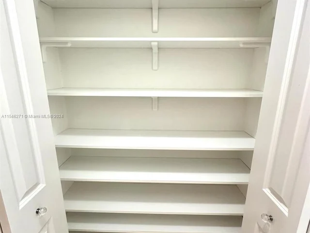 15600 SW 136th St # 206, Miami FL 33196