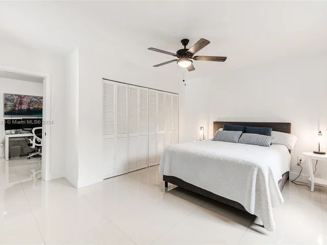 6625 SW 41st St, Miami FL 33155