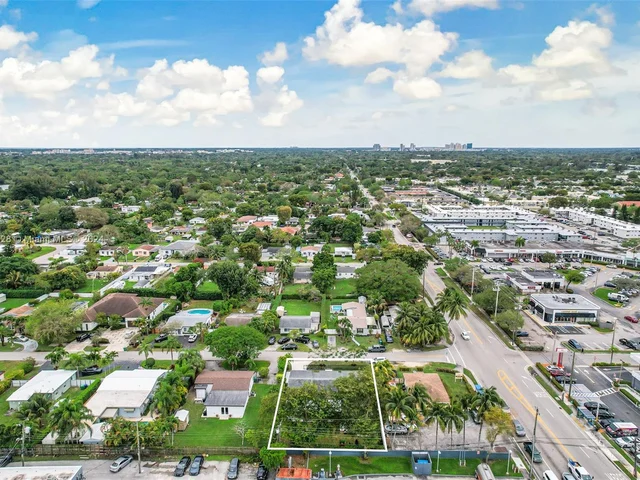 6625 SW 41st St, Miami FL 33155