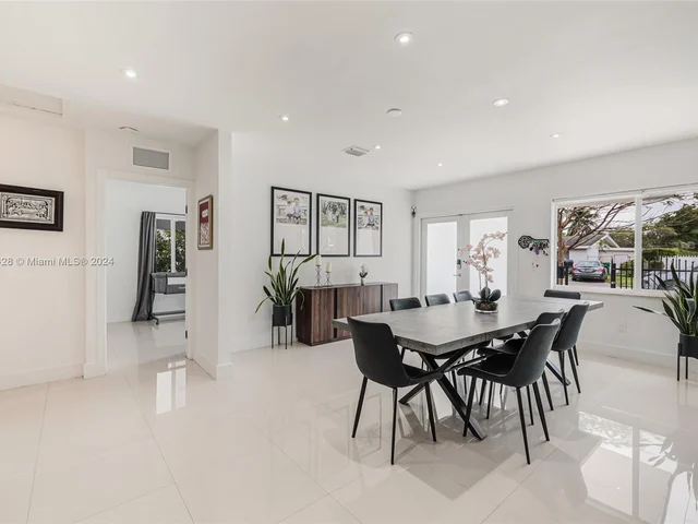 6625 SW 41st St, Miami FL 33155