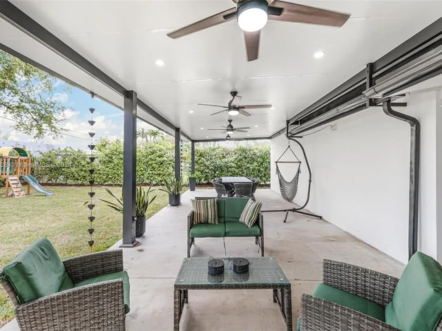 6625 SW 41st St, Miami FL 33155