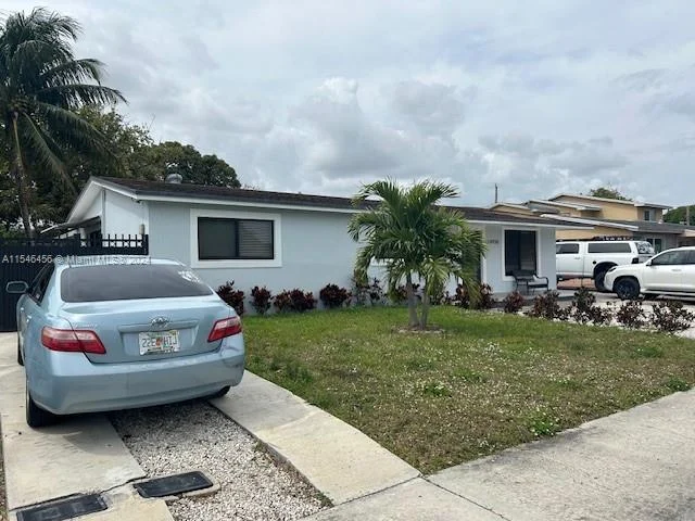 18930 NW 23rd Ave # 18930, Miami Gardens FL 33056