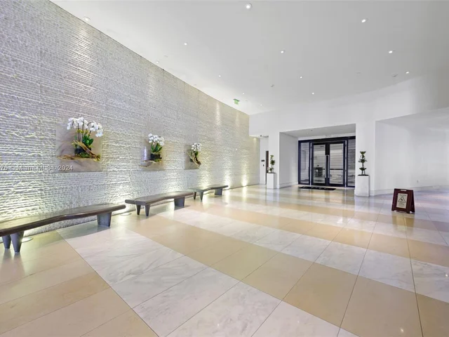 200 Biscayne Boulevard Way # 4314, Miami FL 33131