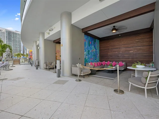 200 Biscayne Boulevard Way # 4314, Miami FL 33131