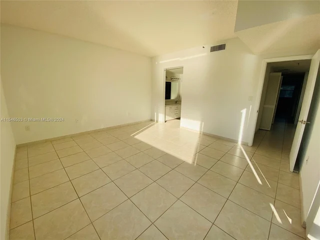 456 Poinciana Dr # 1620, Sunny Isles Beach FL 33160