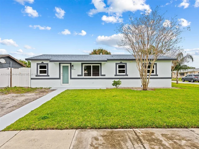 1330 SW 5th Ter, Deerfield Beach FL 33441