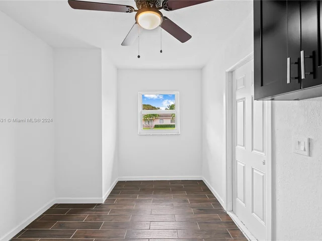 1330 SW 5th Ter, Deerfield Beach FL 33441