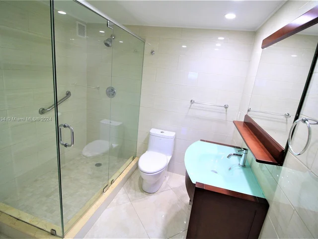 3001 S Ocean Dr # 821, Hollywood FL 33019