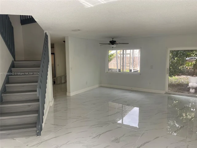 8761 SW 14th St, Pembroke Pines FL 33025