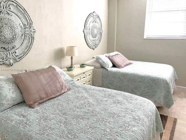 19370 Collins Ave # 1414, Sunny Isles Beach FL 33160