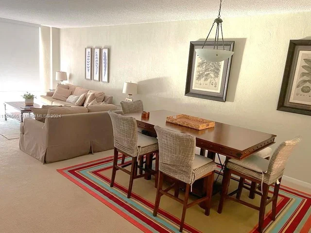 19370 Collins Ave # 1414, Sunny Isles Beach FL 33160