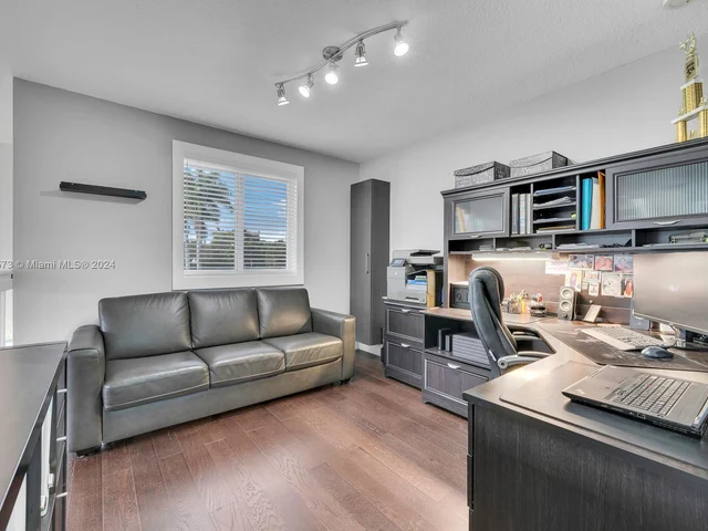 10103 SW 166th Ct, Miami FL 33196