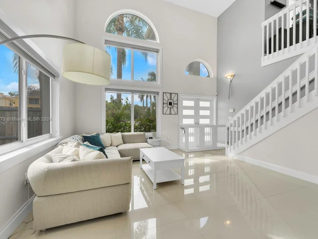 10103 SW 166th Ct, Miami FL 33196