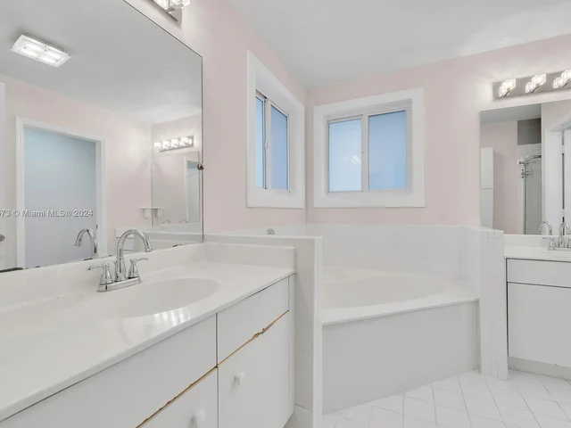 10103 SW 166th Ct, Miami FL 33196