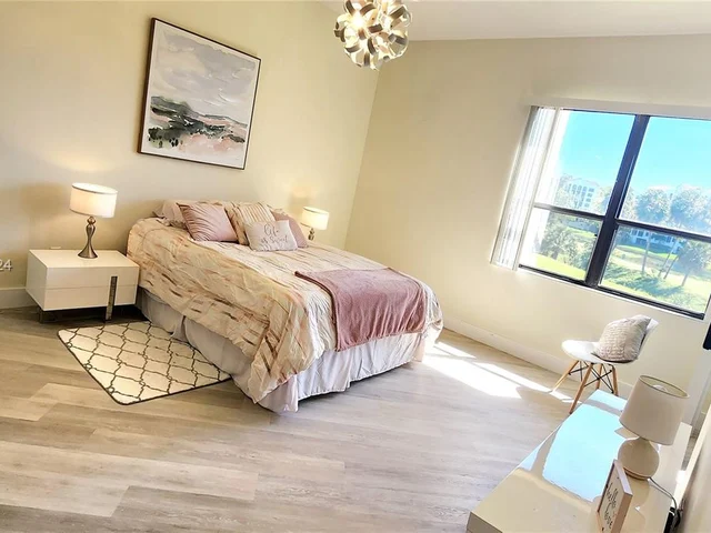 7520 La Paz Blvd # 206, Boca Raton FL 33433