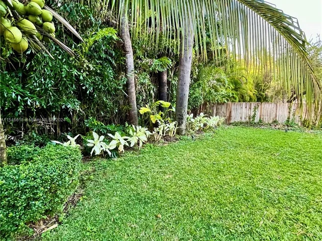 17120 SW 89th Ct, Palmetto Bay FL 33157