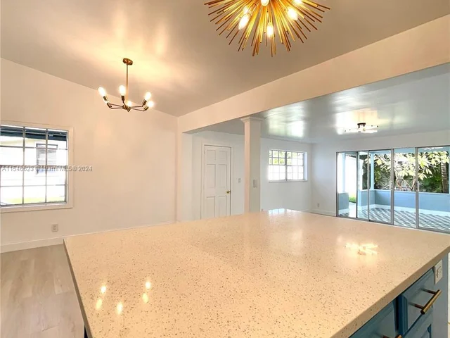 2412 Andros Ln, Fort Lauderdale FL 33312