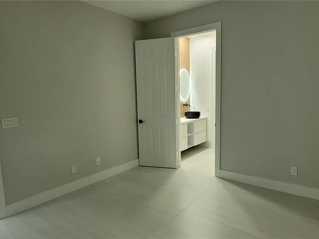 148 NW 108th WAY, Plantation FL 33324