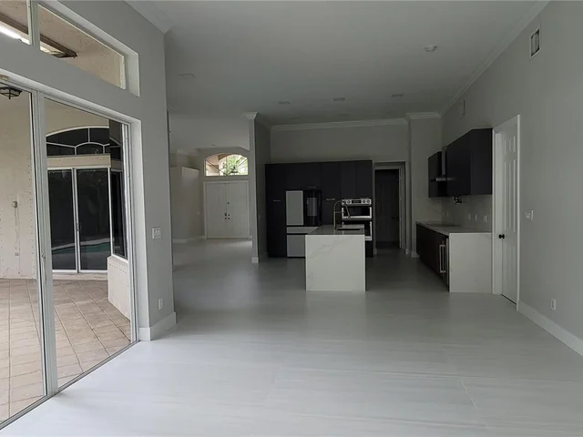 148 NW 108th WAY, Plantation FL 33324